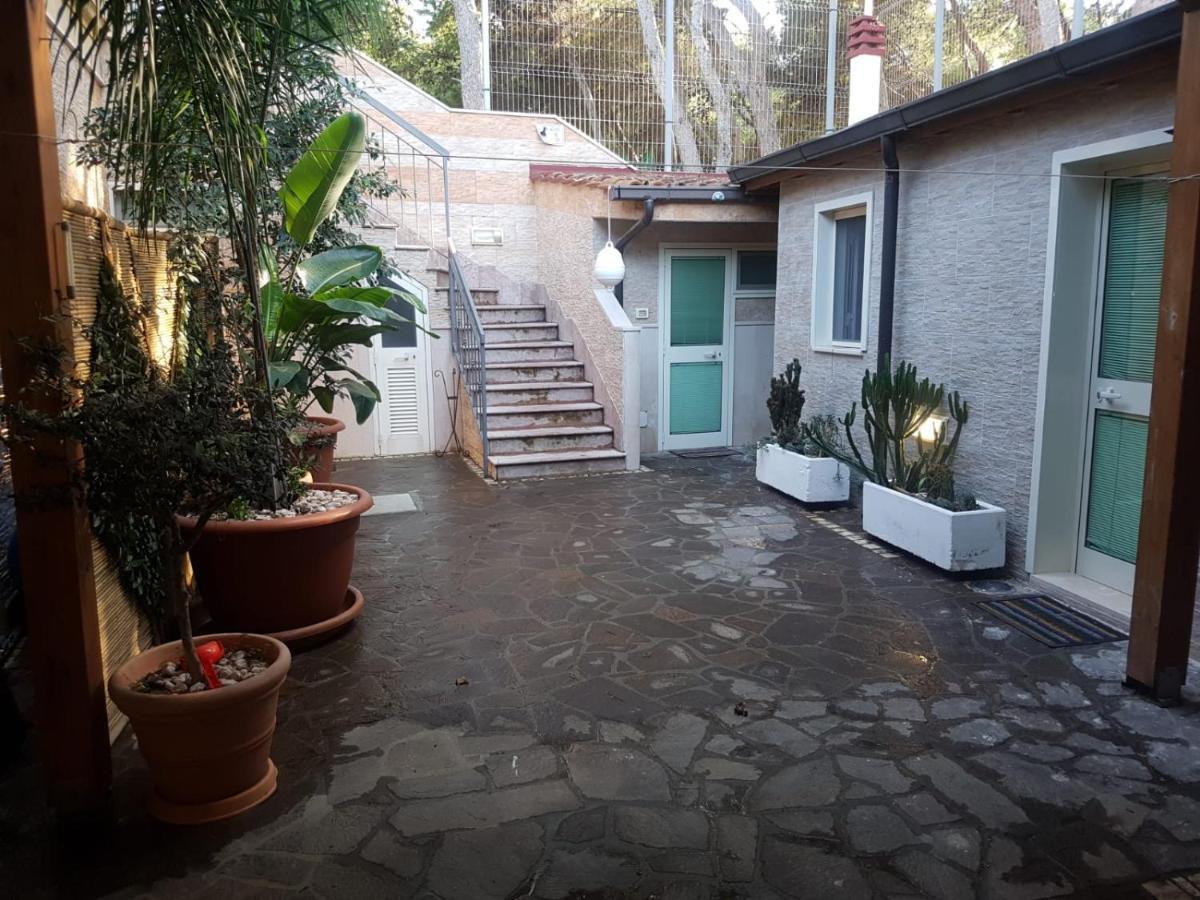 Villa Relax Sul Mare Gallipoli Bagian luar foto